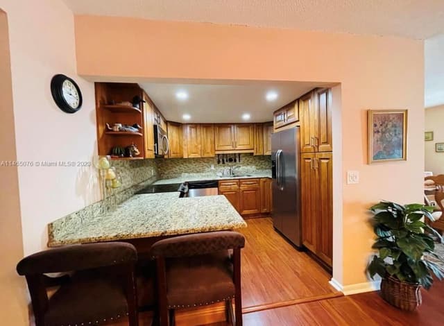 308 Wellington D, West Palm Beach FL 33417 - West Palm Beach, FL - Photo 6