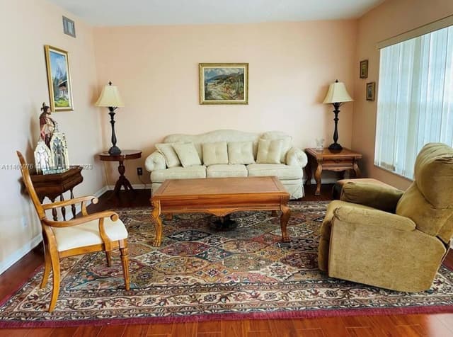 308 Wellington D, West Palm Beach FL 33417 - West Palm Beach, FL - Photo 4