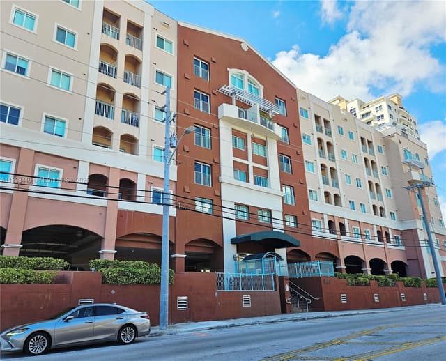 2280 SW 32nd Ave # 511, Miami FL 33145 - Miami, FL - Photo 2