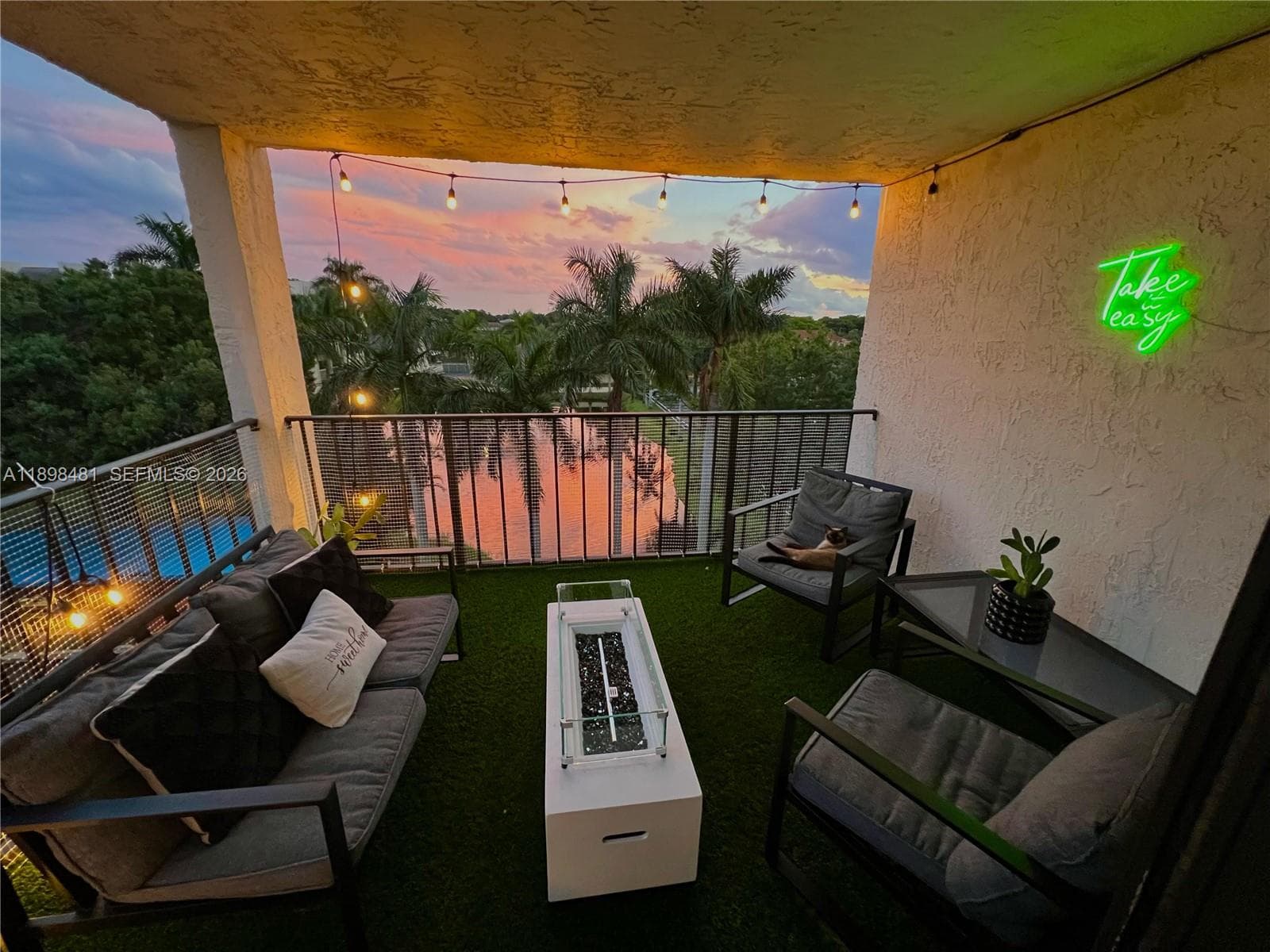 6190 Woodlands Blvd # 517, Tamarac FL 33319