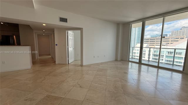 1155 Brickell Bay Dr, Miami FL 33131 - Miami, FL - Photo 5