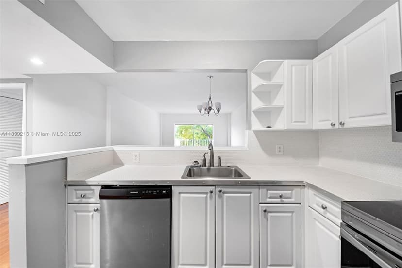 1455 N Treasure Dr # 3K, North Bay Village FL 33141