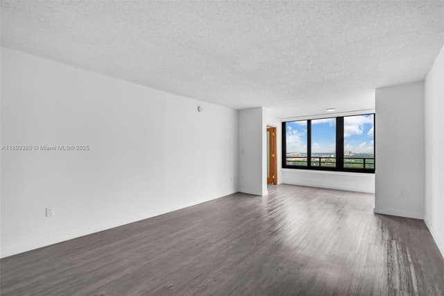 2333 Brickell Ave, Miami FL 33129 - Miami, FL - Photo 6