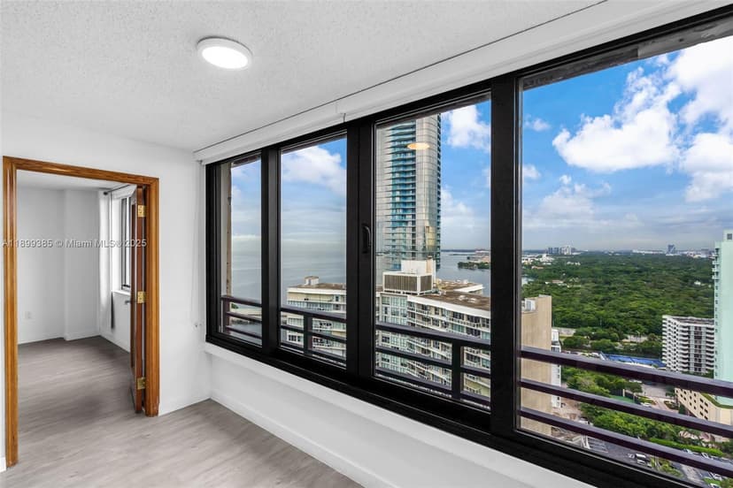 2333 Brickell Ave, Miami FL 33129