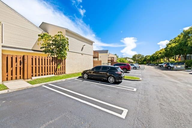 643 Executive Center Drive # 102, West Palm Beach FL 33401 - West Palm Beach, FL - Photo 6