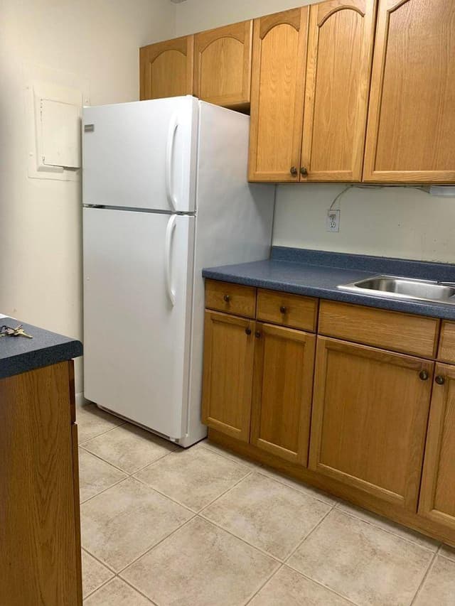 643 Executive Center Drive # 102, West Palm Beach FL 33401 - West Palm Beach, FL - Photo 3