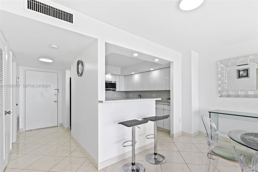 18021 Biscayne Blvd # 1003, Aventura FL 33160