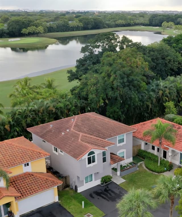 5754 NW 98th Ave, Doral FL 33178 - Doral, FL - Photo 2
