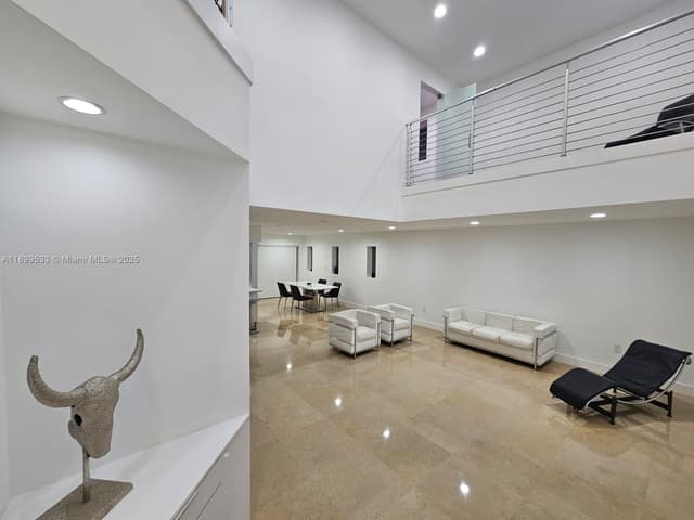 5754 NW 98th Ave, Doral FL 33178 - Doral, FL - Photo 7