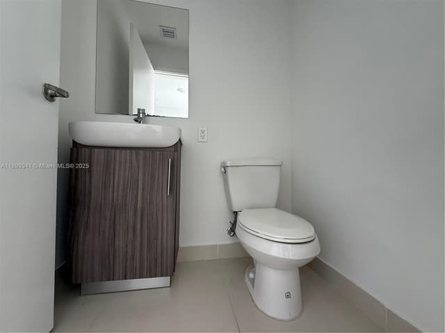 1159 NW 1st St, Florida City FL 33034 - Florida City, FL - Photo 3