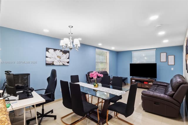 5665 W 20th Ave # 212, Hialeah FL 33012 - Hialeah, FL - Photo 2