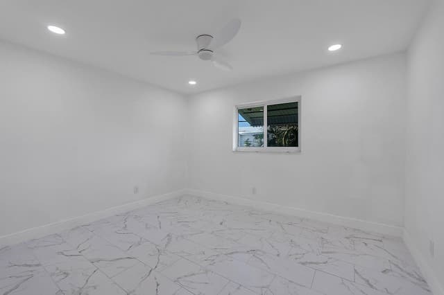 370 S Golf Boulevard, Pompano Beach FL 33064 - Pompano Beach, FL - Photo 7