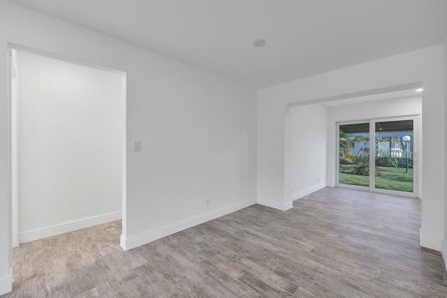 370 S Golf Boulevard, Pompano Beach FL 33064 - Pompano Beach, FL - Photo 4