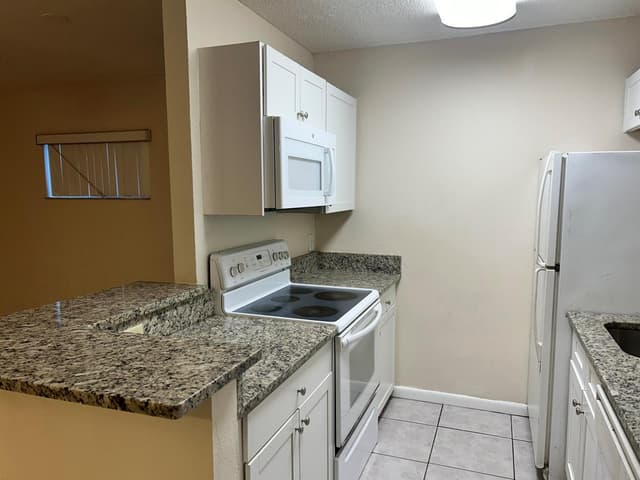 23 Crossings Circle, Boynton Beach FL 33435 - Boynton Beach, FL - Photo 6