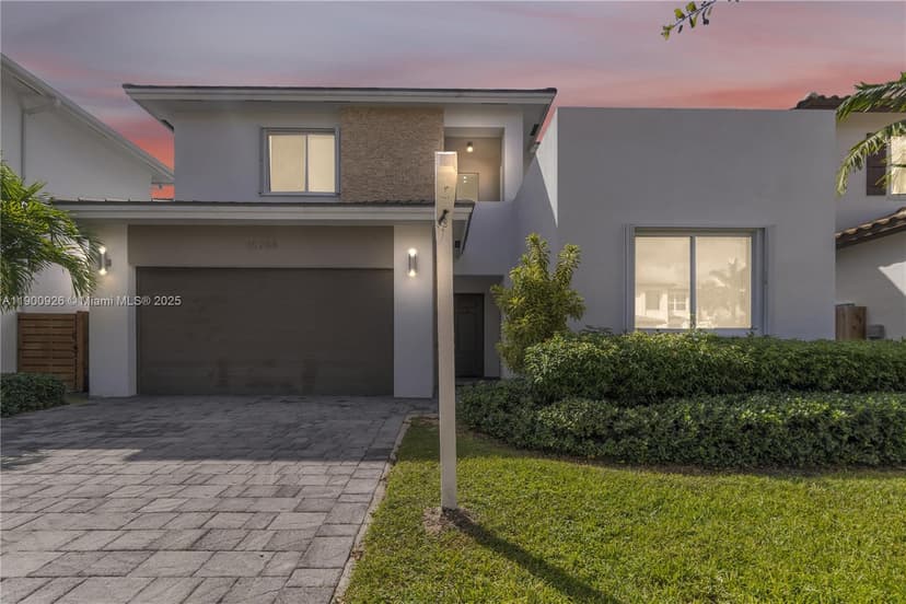 15288 SW 176th Ter, Miami FL 33187