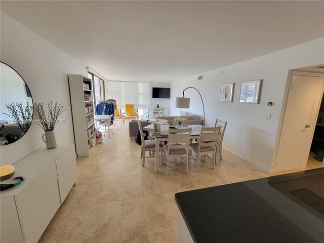 20379 W Country Club Dr # 539, Aventura FL 33180 - Aventura, FL - Photo 3