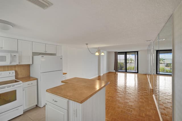 890 N Federal Highway # 410, Lantana FL 33462 - Lantana, FL - Photo 7