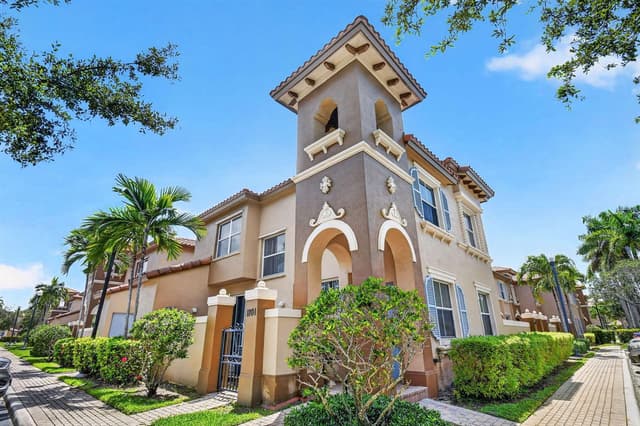 6516 Morgan Hill Trail # 1802, West Palm Beach FL 33411 - West Palm Beach, FL - Photo 2