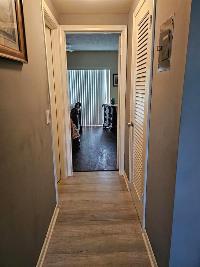 102 Easthampton E, West Palm Beach FL 33417 - West Palm Beach, FL - Photo 6