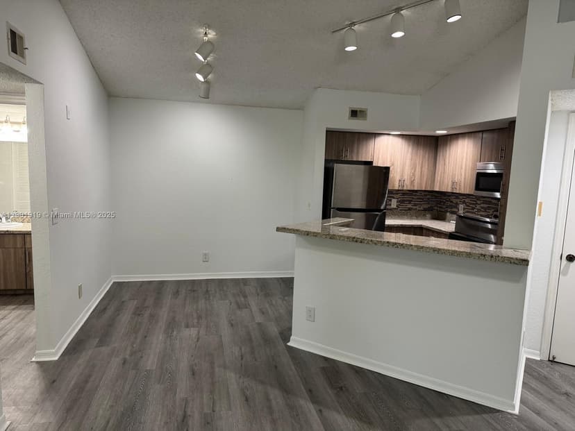 12510 Vista Isles Dr # 1224, Sunrise FL 33325