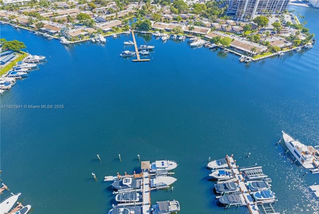 300 Three Islands Blvd, Hallandale Beach FL 33009 - Hallandale Beach, FL - Photo 7