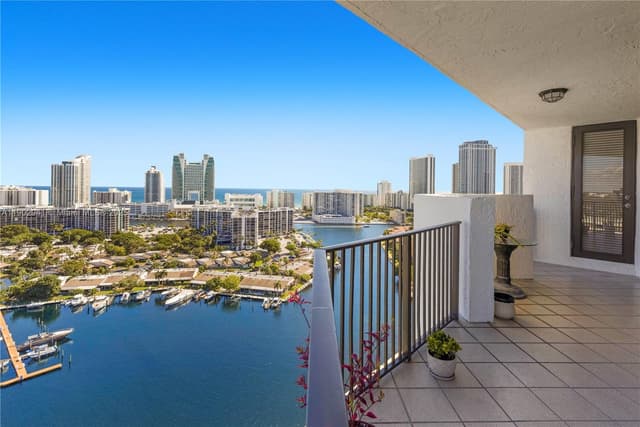 300 Three Islands Blvd, Hallandale Beach FL 33009 - Hallandale Beach, FL - Photo 5