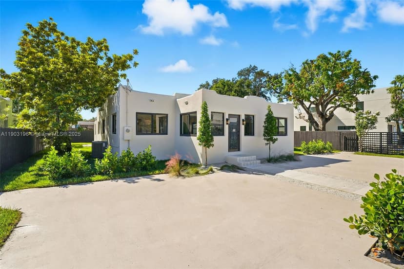 2544 SW 19th St, Miami FL 33145