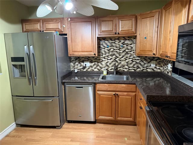 3110 Holiday Springs Boulevard # 108, Margate FL 33063 - Margate, FL - Photo 2