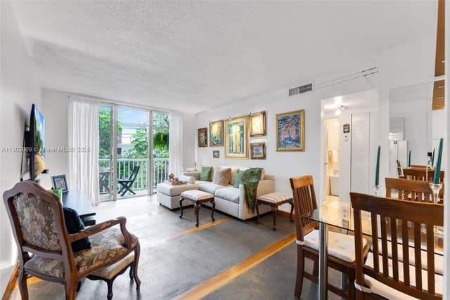 3661 SW 9th Ter # 207, Miami FL 33135 - Miami, FL - Photo 4