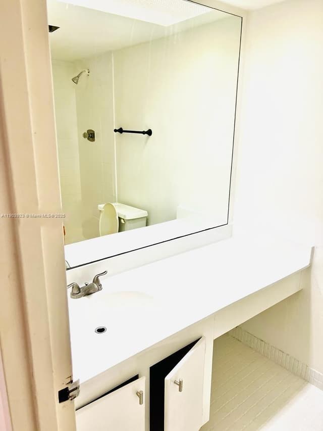 231 174th St # 3, Sunny Isles Beach FL 33160 - Sunny Isles Beach, FL - Photo 6