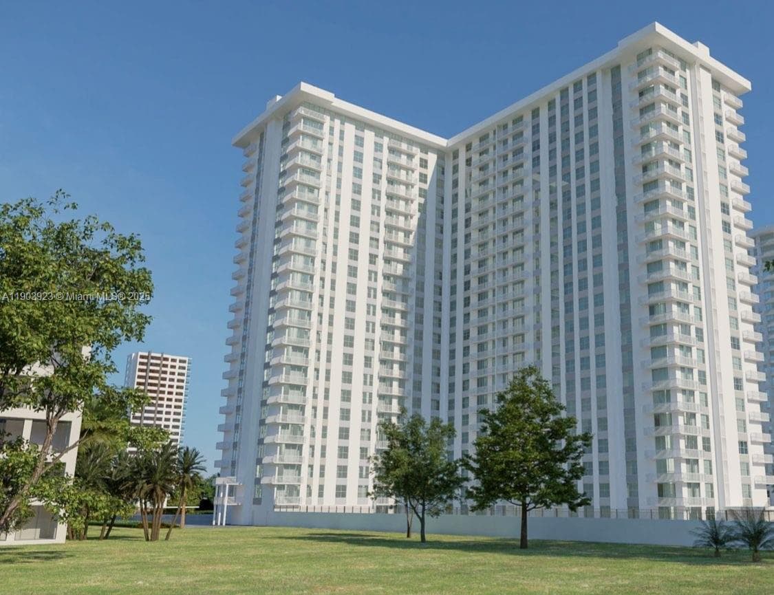 231 174th St # 3, Sunny Isles Beach FL 33160 - Sunny Isles Beach, FL - Photo 1