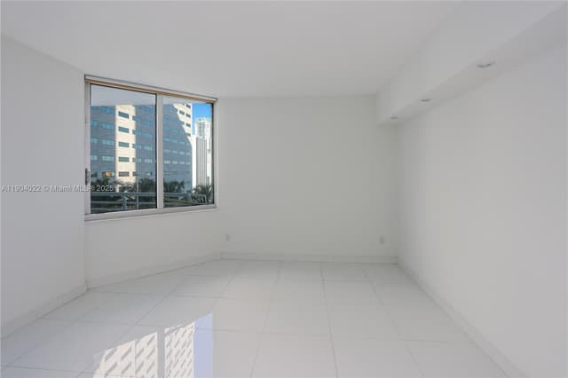325 S Biscayne Blvd # 1722, Miami FL 33131 - Miami, FL - Photo 5