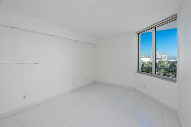 325 S Biscayne Blvd # 1722, Miami FL 33131 - Miami, FL - Photo 4