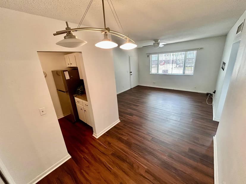 350 S Cypress Road # 521, Pompano Beach FL 33060