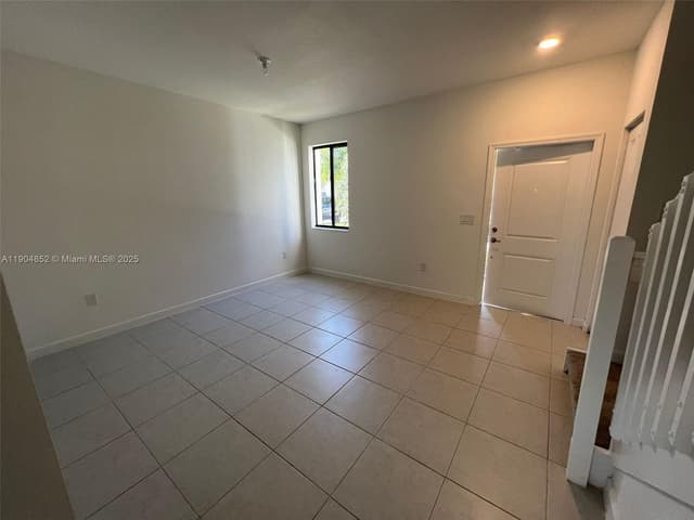 875 NE 211TH ST # 0, Miami FL 33179 - Miami, FL - Photo 5