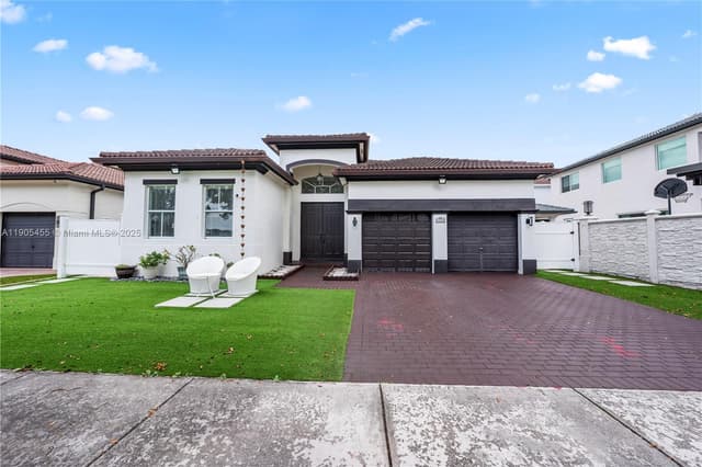 18000 NW 90th Pl, Hialeah FL 33018 - Hialeah, FL - Photo 4