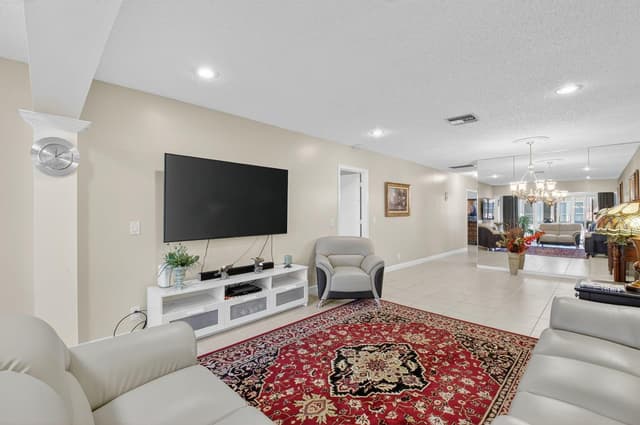 1141 Violet Terrace # 202, Delray Beach FL 33445 - Delray Beach, FL - Photo 3