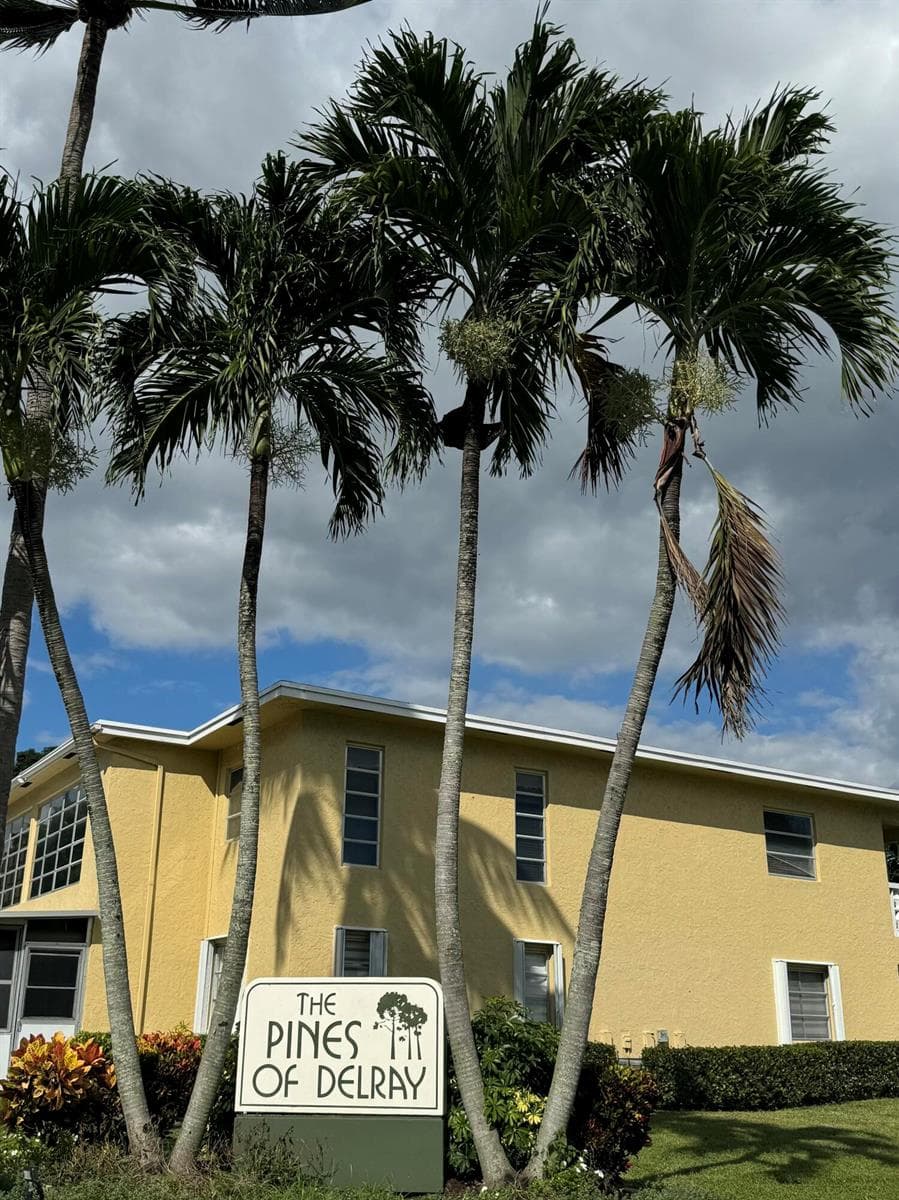 1141 Violet Terrace # 202, Delray Beach FL 33445 - Delray Beach, FL - Photo 1