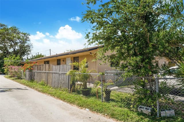 1734 N 16th Ct, Hollywood FL 33020 - Hollywood, FL - Photo 5