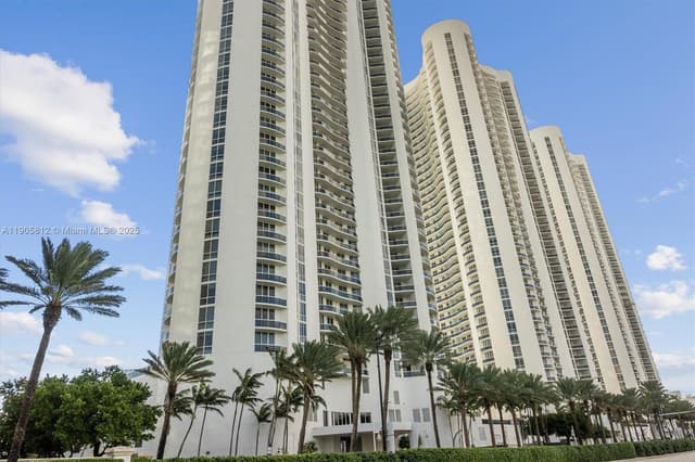 15811 Collins Ave # 3405, Sunny Isles Beach FL 33160 - Sunny Isles Beach, FL - Photo 3