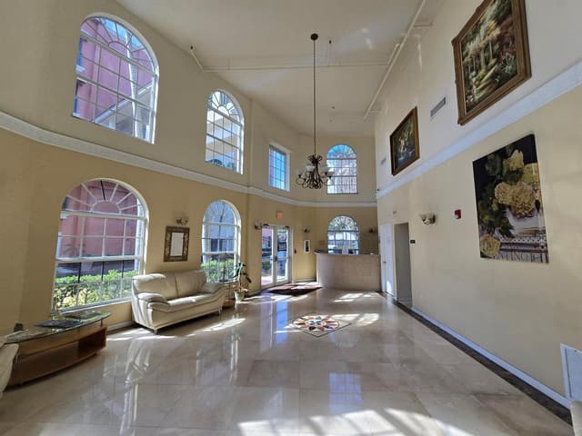 1640 Presidential Way # 403, West Palm Beach FL 33401 - West Palm Beach, FL - Photo 4