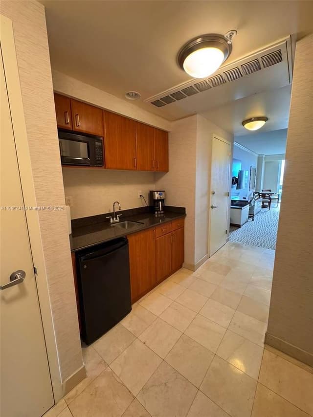 18001 Collins Ave # 1117, Sunny Isles Beach FL 33160 - Sunny Isles Beach, FL - Photo 2