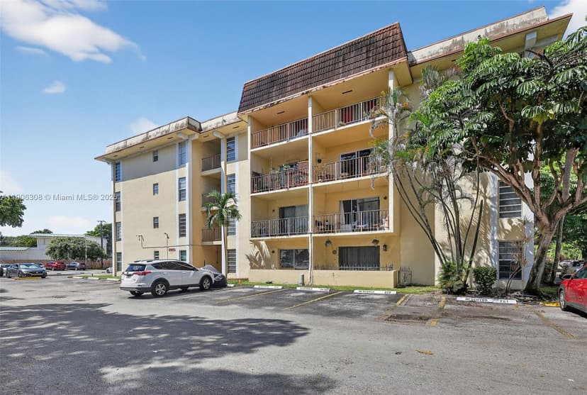 11925 NE 2nd Ave # B105, North Miami FL 33161