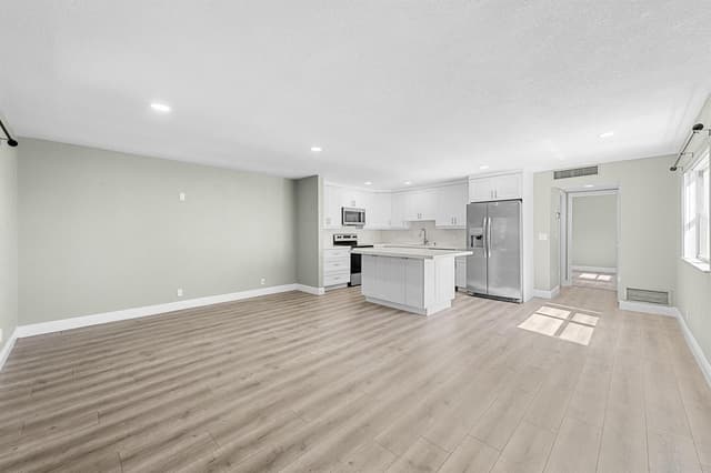 106 Tuscany B, Delray Beach FL 33446 - Delray Beach, FL - Photo 4
