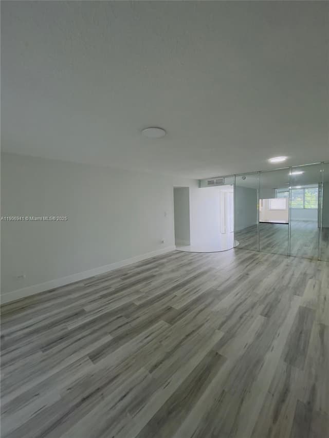 443 NE 195th St # 338, Miami FL 33179 - Miami, FL - Photo 7