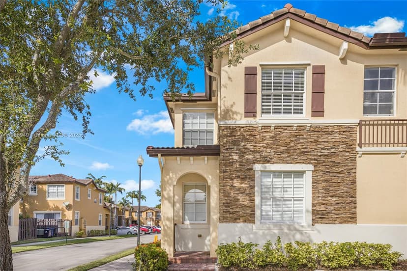 9239 SW 227th St # 1, Cutler Bay FL 33190