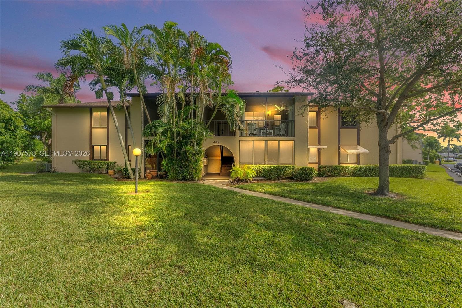 442 Pine Glen Ln # 2, Green Acres FL 33463 - Green Acres, FL - Photo 1