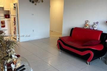 17600 NW 68th Ave # B4002, Hialeah FL 33015 - Hialeah, FL - Photo 3
