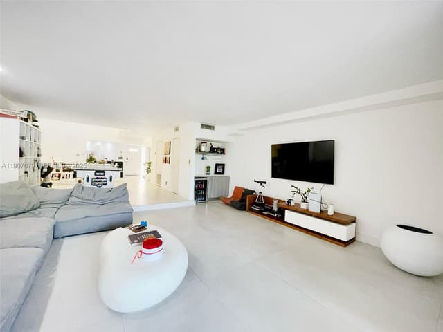 20444 NE 34th Ct # 12, Aventura FL 33180 - Aventura, FL - Photo 3