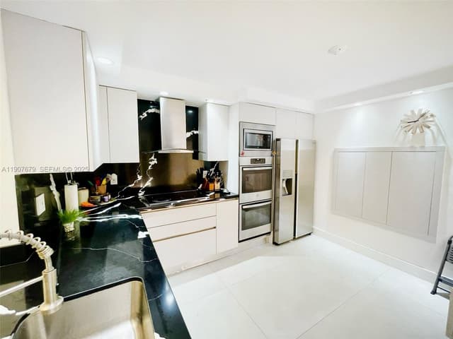 20444 NE 34th Ct # 12, Aventura FL 33180 - Aventura, FL - Photo 5